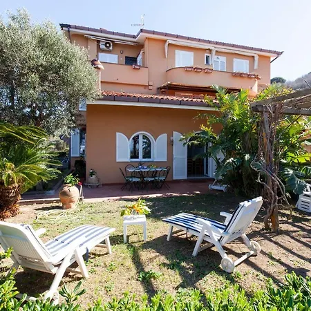 Un Paradiso A Sorrento Con Piscina Massa Lubrense Exterior foto