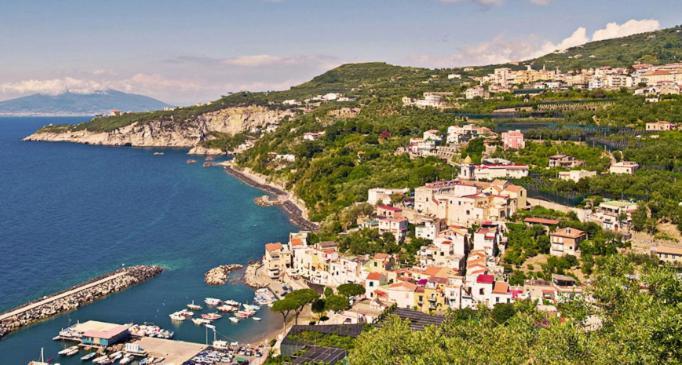 Un Paradiso A Sorrento Con Piscina Apartment